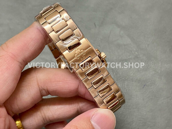 GR Factory Patek Philippe Nautilus 71181300R-001 35.2mm Full Rose Gold Rose Gold Dial (2) GR Factory Patek Philippe Nautilus 7118/1300R-001 35.2mm Full Rose Gold Rose Gold Dial