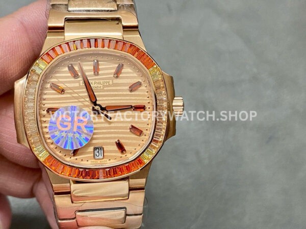 GR Factory Patek Philippe Nautilus 71181300R-001 35.2mm Full Rose Gold Rose Gold Dial (9) GR Patek Philippe Nautilus 7118 1300R rose gold dial