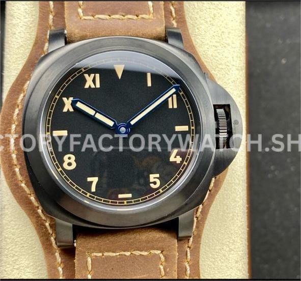 HW PAM00779 Panerai Luminor black dial titanium