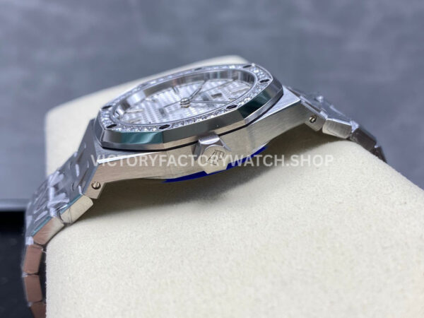 IPF Factory Audemars Piguet Royal Oak 15450ST.OO.1256ST.01 37mm Stainless Steel Diamond Bezel Silver Dial (1) IPF Factory Audemars Piguet Royal Oak 15450ST.OO.1256ST.01 37mm Stainless Steel Diamond Bezel Silver Dial
