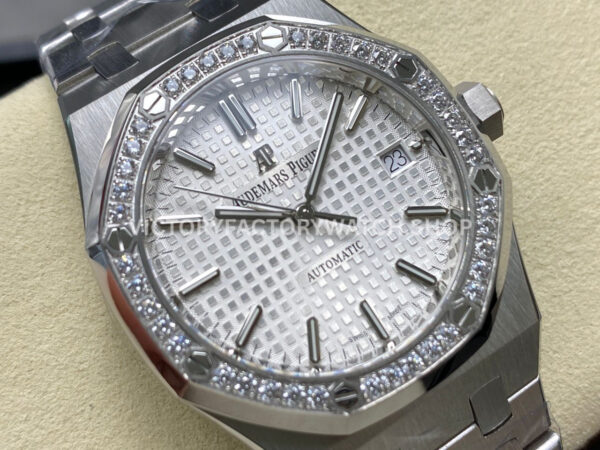 IPF Factory Audemars Piguet Royal Oak 15450ST.OO.1256ST.01 37mm Stainless Steel Diamond Bezel Silver Dial (9) IPF Factory Audemars Piguet Royal Oak 15450ST.OO.1256ST.01 37mm Stainless Steel Diamond Bezel Silver Dial