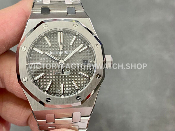 IPF Factory Audemars Piguet Royal Oak 15450ST.OO.1256ST.02 37mm Stainless Steel Grey Dial (3) 15450ST grey dial AP