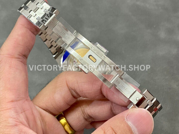 IPF Factory Audemars Piguet Royal Oak 15450ST.OO.1256ST.03 37mm Stainless Steel Blue Dial (6) IPF Factory Audemars Piguet Royal Oak 15450ST.OO.1256ST.03 37mm Stainless Steel Blue Dial