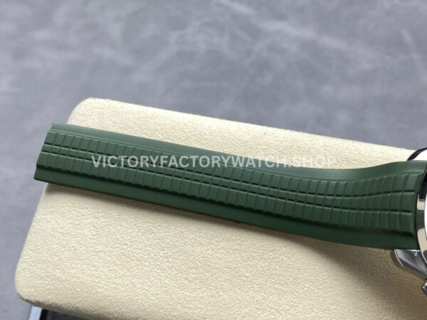 MMA Factory Patek Philippe Aquanaut 5968G-010 42.2mm White Gold Green Rubber Strap Green Dial (4) MMA Factory Patek Philippe Aquanaut 5968G-010 42.2mm White Gold Green Rubber Strap Green Dial