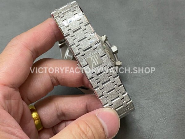 OMF Factory Frosted Audemars Piguet Royal Oak Chronograph 26240BC.GG.1324BC.02 41mm Full Frosted White Gold Blue Dial