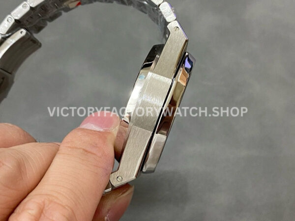 OMF Factory Frosted Audemars Piguet Royal Oak Chronograph 26240STOO1 (8) OMF Factory Frosted Audemars Piguet Royal Oak Chronograph 26240ST.OO.1220ST.03 41mm Full Frosted White Gold Silver Dial