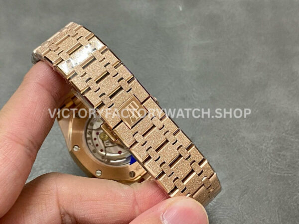 OMF Factory Frosted Audemars Piguet Royal Oak Selfwinding 15400oroo1220or01 41 (6) OMF Factory Frosted Audemars Piguet Royal Oak Selfwinding 15400or.oo.1220or.01 41mm Full Rose Gold Black Dial