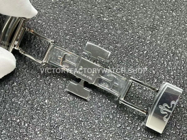 P1 Factory Patek Philippe Aquanaut 5968A-001 42.2mm Steel Orange Rubber Strap Black Dial