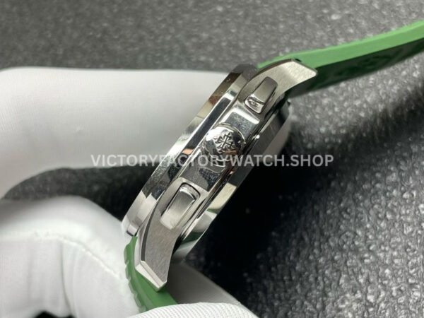 P1 Factory Patek Philippe Aquanaut 5968G-010 42.2mm White Gold Green Rubber Strap Green Dial