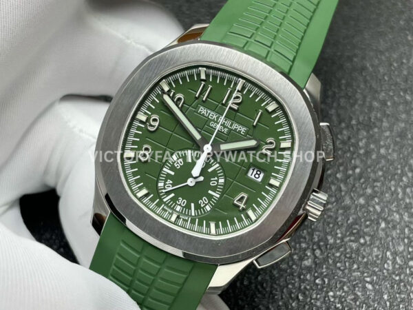 P1 Factory Patek Philippe Aquanaut 5968G-010 42.2mm White Gold Green Rubber Strap Green Dial