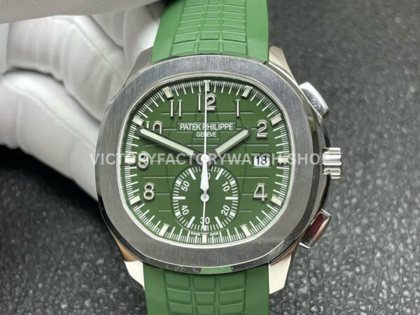 P1 Factory Patek Philippe Aquanaut 5968G-010 42.2mm White Gold Green Rubber Strap Green Dial