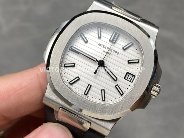 PFF Factory Patek Philippe Nautilus 5711/1A -011 40mm Rubber Strap White Dial