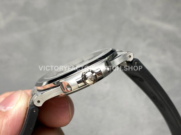 PFF Factory Patek Philippe Nautilus 5711/1A -011 40mm Rubber Strap White Dial