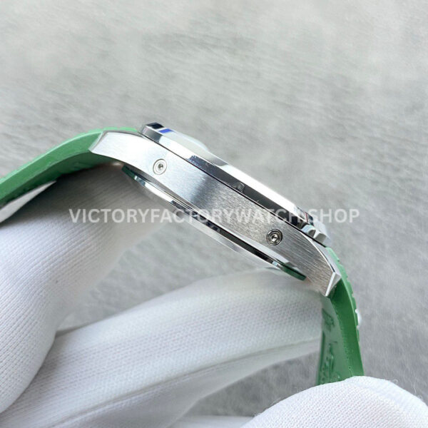 PP+ Factory Patek Philippe Aquanaut 5261 39.9mm Green Rubber Strap Green Dial
