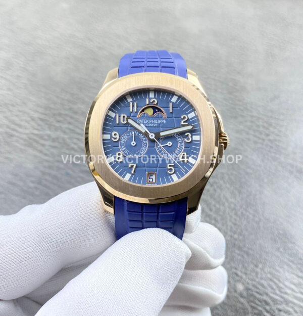 PP+ Factory Patek Philippe Aquanaut 5261R-001 40mm Rose Gold Blue Rubber Strap Blue Dial (8) PP+ Aquanaut 5261R blue dial rose gold blue strap 39.9mm