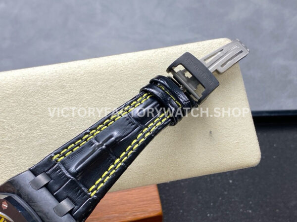 TK Factory Audemars Piguet Royal Oak Offshore Chron (6) TK Factory Audemars Piguet Royal Oak Offshore Chronograph 26176FO.OO.D101CR.02 42mm Carbon Fiber Leather Strap Arabic Numerals Black Dial