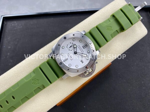 TTF Factory Panerai Submersible PAM01226 44mm Steel Rubber Strap White Dial