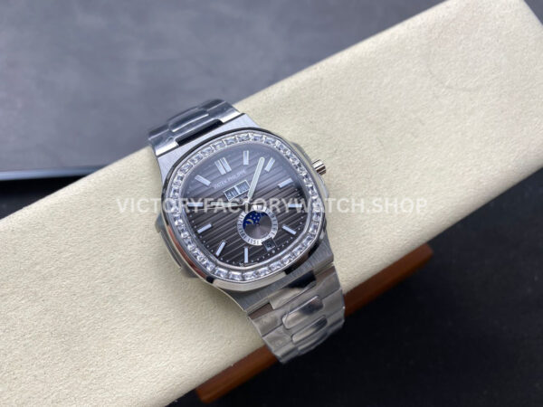 TW Factory Patek Philippe Nautilus 5726/1A-001 40mm Full Steel Diamond Bezel Grey Dial