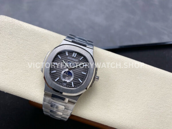 TW Factory Patek Philippe Nautilus 5726/1A-001 40mm Full Steel Gradient Grey Dial