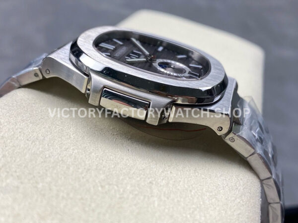 TW Factory Patek Philippe Nautilus 5726/1A-001 40mm Full Steel Gradient Grey Dial
