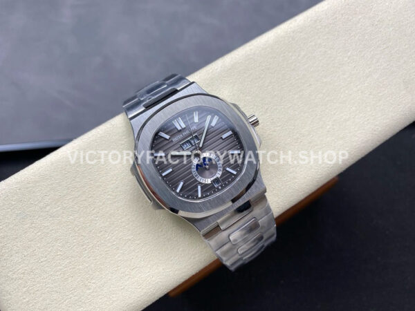 TW Factory Patek Philippe Nautilus 5726/1A-001 40mm Full Steel Gradient Grey Dial