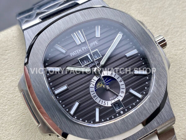TW Factory Patek Philippe Nautilus 5726/1A-001 40mm Full Steel Grey Dial