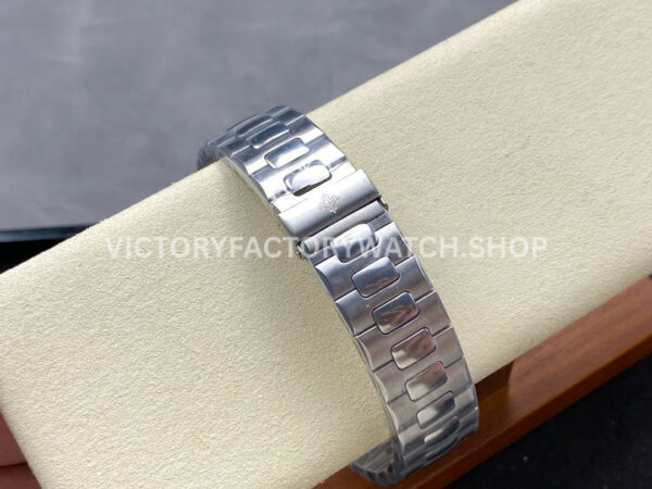 TW Factory Patek Philippe Nautilus 5726/1A-001 40mm Full Steel Grey Dial
