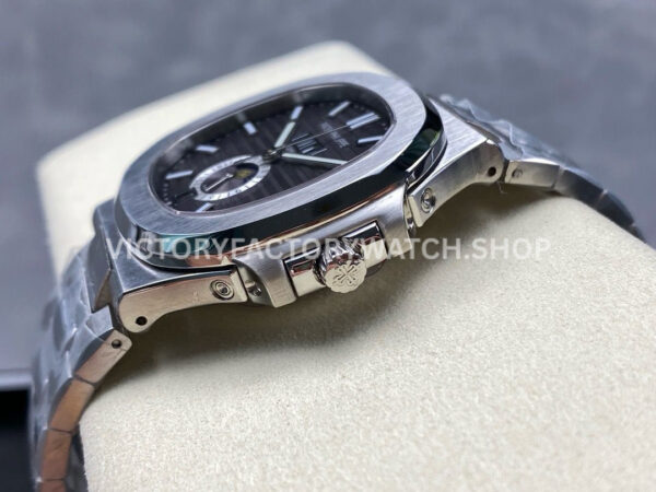 TW Factory Patek Philippe Nautilus 5726/1A-001 40mm Full Steel Grey Dial