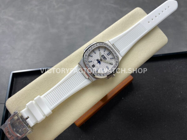 TW Factory Patek Philippe Nautilus 5726/1A-010 40mm White Rubber Strap Diamond Bezel White Dial