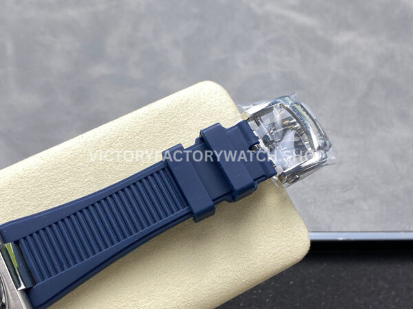 TW Factory Patek Philippe Nautilus 5726/1A-014 40mm Blue Rubber Strap Diamond Bezel Blue Dial
