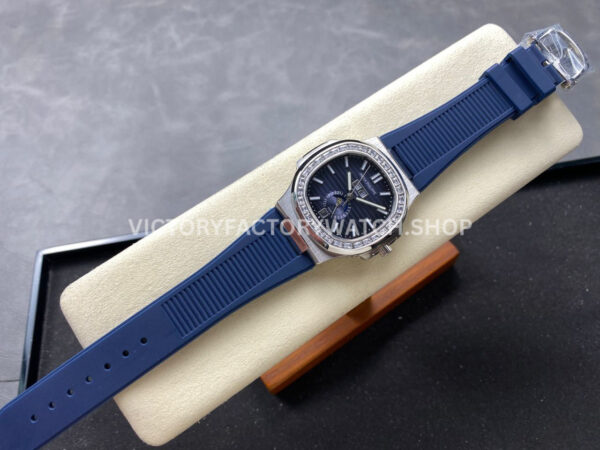 TW Factory Patek Philippe Nautilus 5726/1A-014 40mm Blue Rubber Strap Diamond Bezel Blue Dial