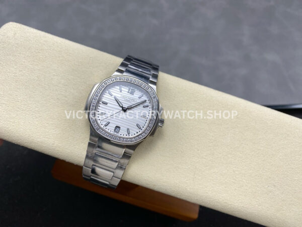 TW Factory Patek Philippe Nautilus 71181200A-010 Diamond Bezel White Dial (2) TW Factory Patek Philippe Nautilus 7118/1200A-010 35.2mm Full Steel Diamond Bezel White Dial