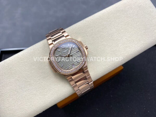 TW Factory Patek Philippe Nautilus 71181200R-010 Rose Gold Diamond Bezel Golden Champagne Dial (3) TW Factory Patek Philippe Nautilus 7118/1200R-010 35.2mm Full Rose Gold Diamond Bezel Golden Champagne Dial
