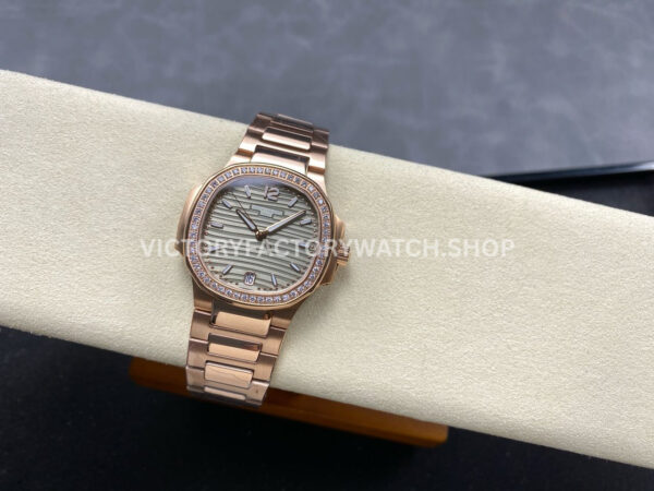 TW Factory Patek Philippe Nautilus 71181200R-010 Rose Gold Diamond Bezel Golden Champagne Dial (6) TW Factory Patek Philippe Nautilus 7118/1200R-010 35.2mm Full Rose Gold Diamond Bezel Golden Champagne Dial