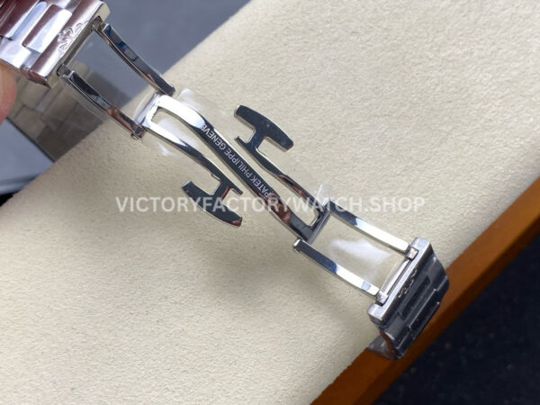 TW Factory Patek Philippe Nautilus 71181A-010 White Dial (1) TW Factory Patek Philippe Nautilus 71181A-010 35.2mm Full Steel White Dial