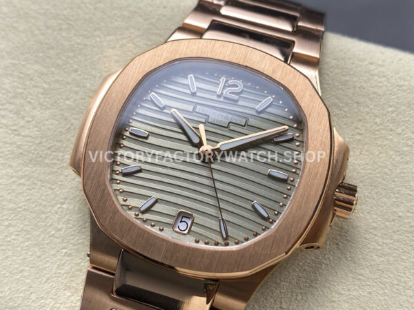 TW Factory Patek Philippe Nautilus 7118/1R 35.2mm Full Rose Gold Champagne Dial