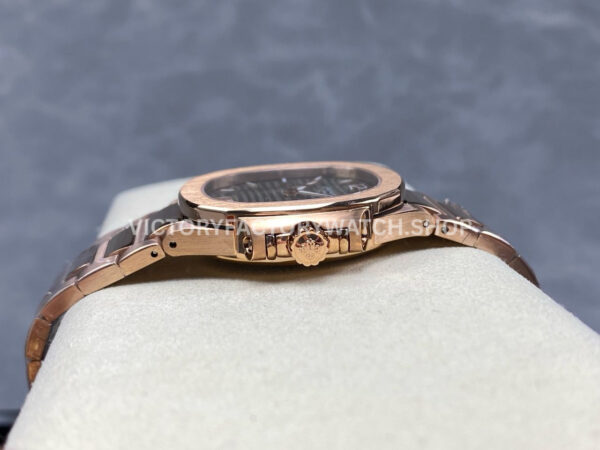 TW Factory Patek Philippe Nautilus 7118/1R 35.2mm Full Rose Gold Champagne Dial