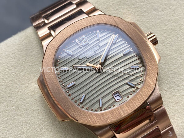 TW Factory Patek Philippe Nautilus 7118/1R 35.2mm Full Rose Gold Champagne Dial