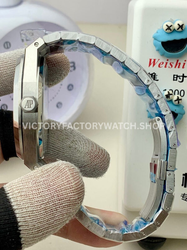 VS Factory Audemars Piguet Royal Oak Selfwinding 41mm 15500ST.OO.1220ST.02 Grey Dial (1) VS Factory Audemars Piguet Royal Oak Selfwinding 41mm 15500ST.OO.1220ST.02 Grey Dial