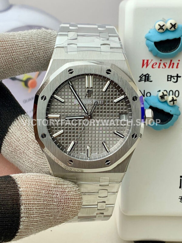 VS Factory Audemars Piguet Royal Oak Selfwinding 41mm 15500ST.OO.1220ST.02 Grey Dial (5) VS 15500ST grey dial AP Royal Oak 41mm