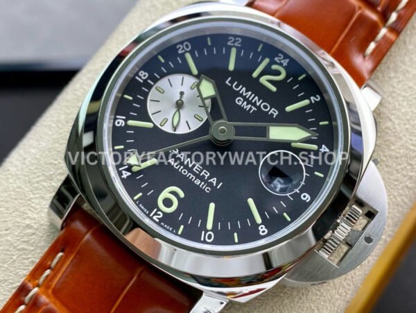VS Factory Panerai Luminor GMT Pam00088 44mm Steel Leather Strap Black Dial