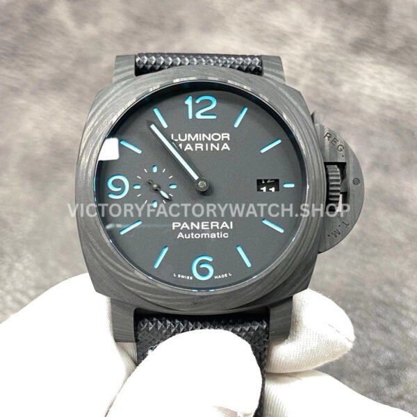 VS PAM01661 Panerai Luminor Marina black dial carbon fiber