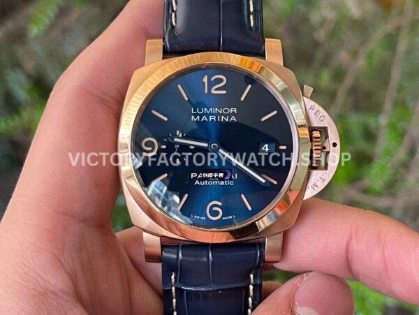 VS PAM01114 Panerai Luminor Marina blue dial rose gold
