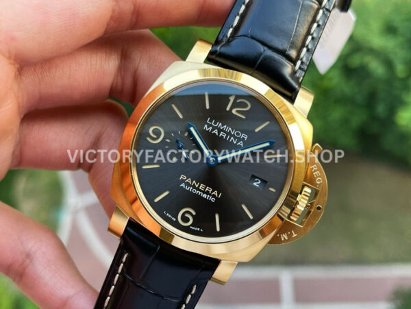 VS Factory Panerai Luminor Marina Pam01115 44mm Red Gold Leather Strap Black Dial