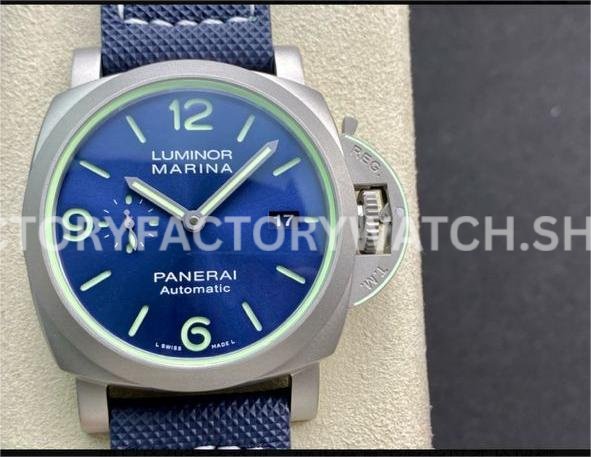 VS PAM01117 Panerai Luminor Marina blue dial titanium