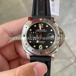 VS PAM01024 Panerai Submersible black dial 44mm