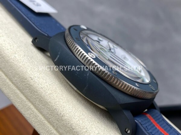 VS Factory Panerai Submersible Luna Rossa Pam01543 44mm Ceramic Rubber Strap White Dial