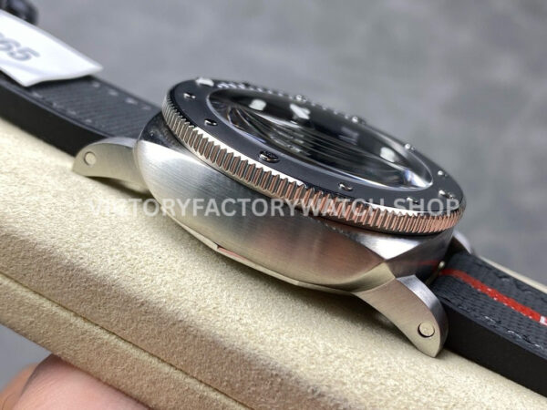 VS Factory Panerai Submersible Luna Rossa Pam1565 42mm Steel Rubber Strap Dark Blue Dial