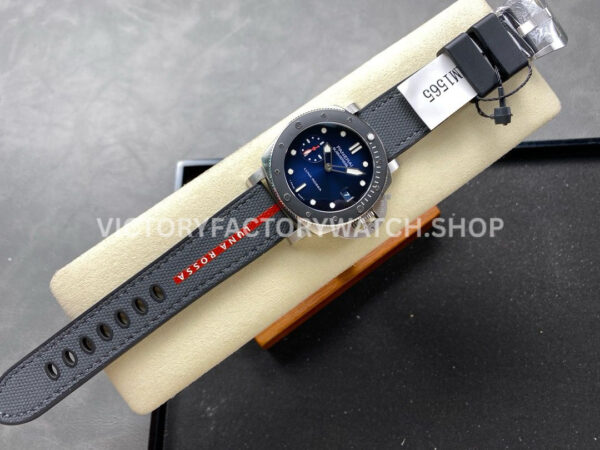 VS Factory Panerai Submersible Luna Rossa Pam1565 42mm Steel Rubber Strap Dark Blue Dial