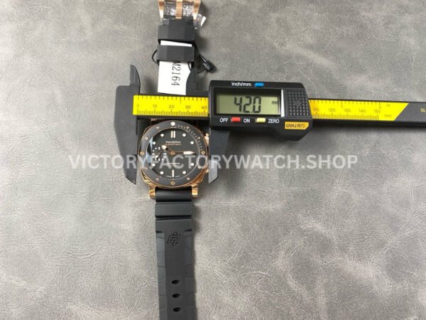 VS Factory Panerai Submersible Pam02164 42mm Yellow Gold Rubber Strap Black Dial